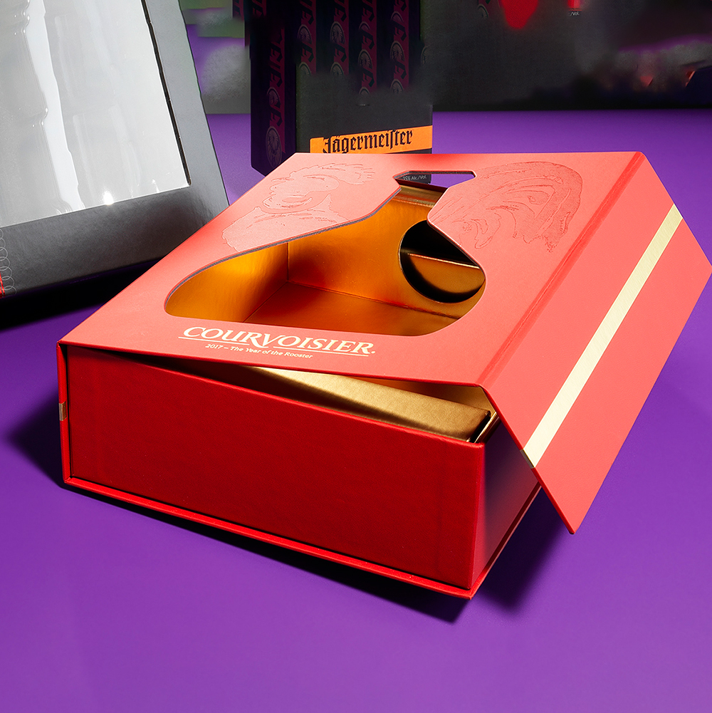 Durable die-cut cardboard boxes with custom shapes