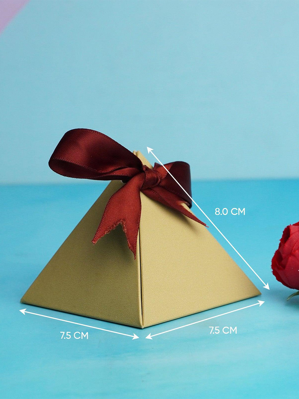 Custom Pyramid Boxes