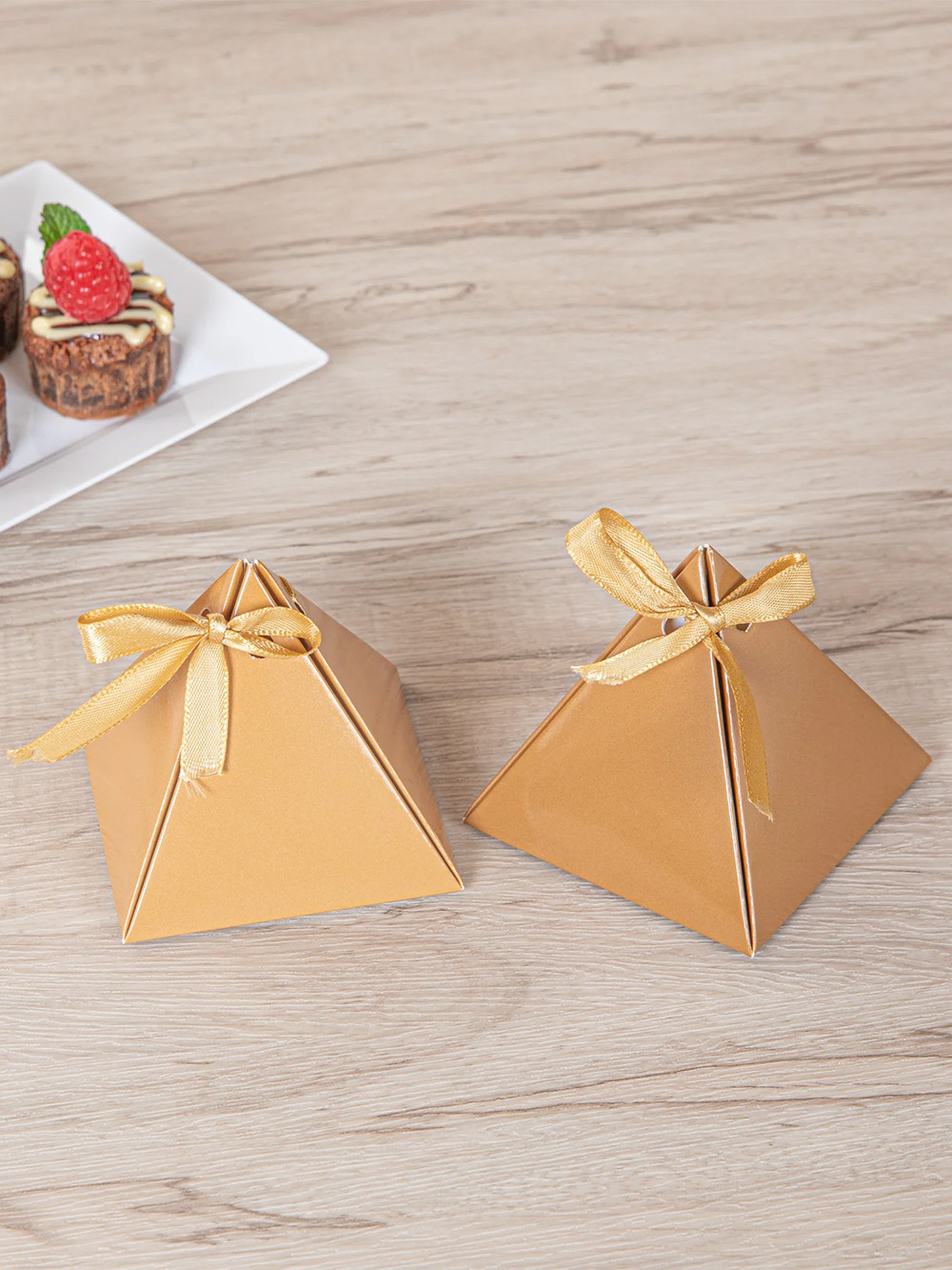 Custom Pyramid Boxes