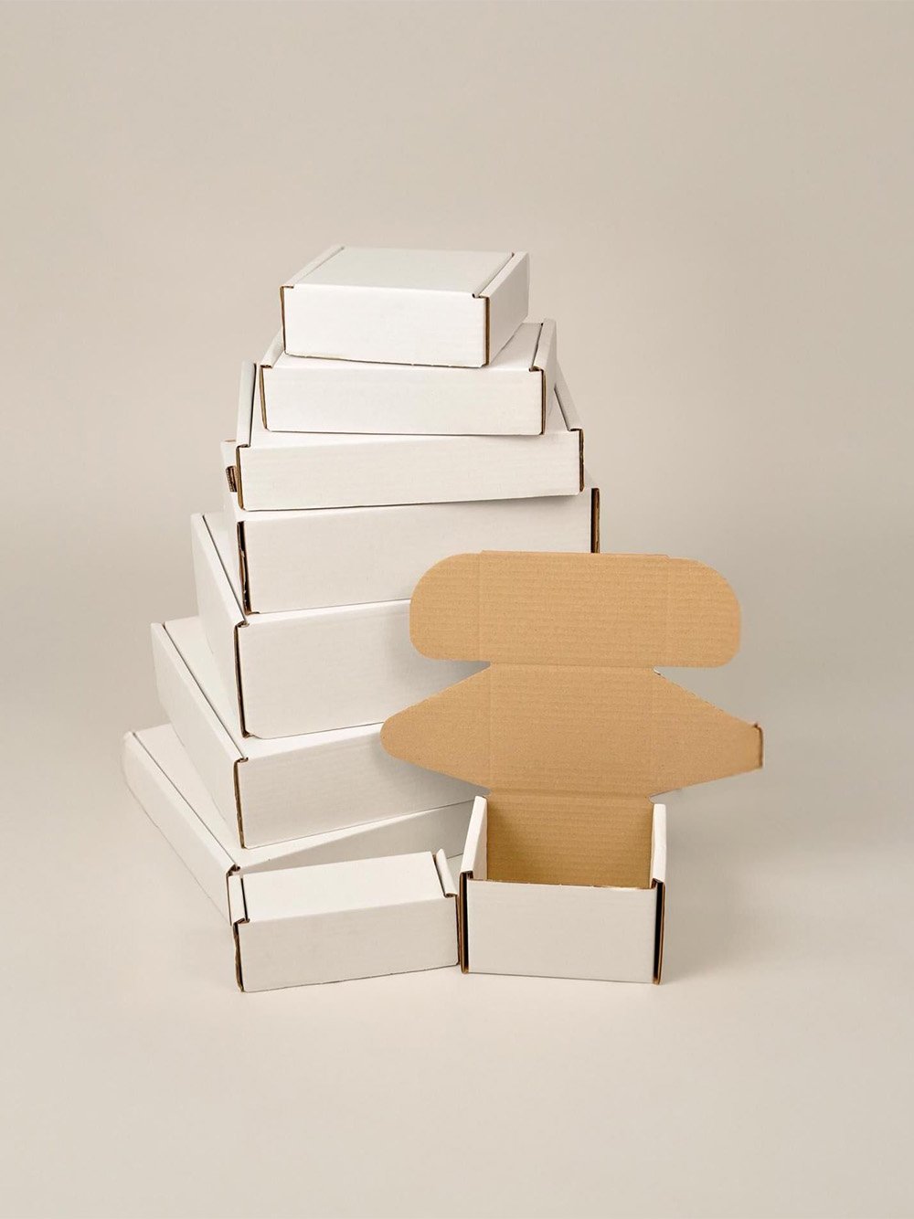 REGULAR SIX CORNER BOX