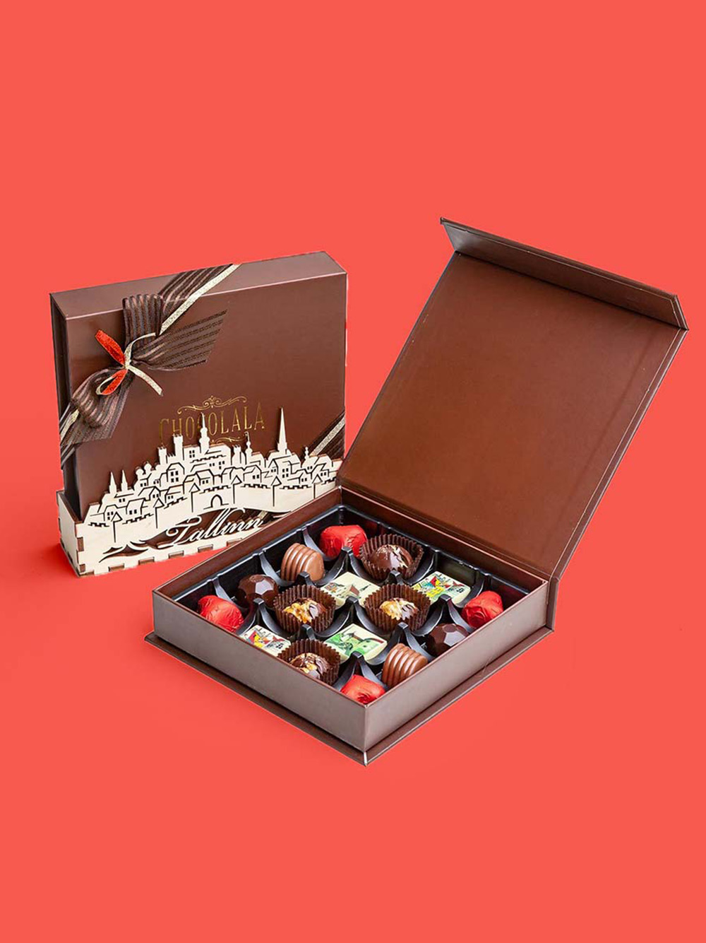 Personalised truffle packaging boxes with inserts made from premium cardboard for secure storage and elegant presentation