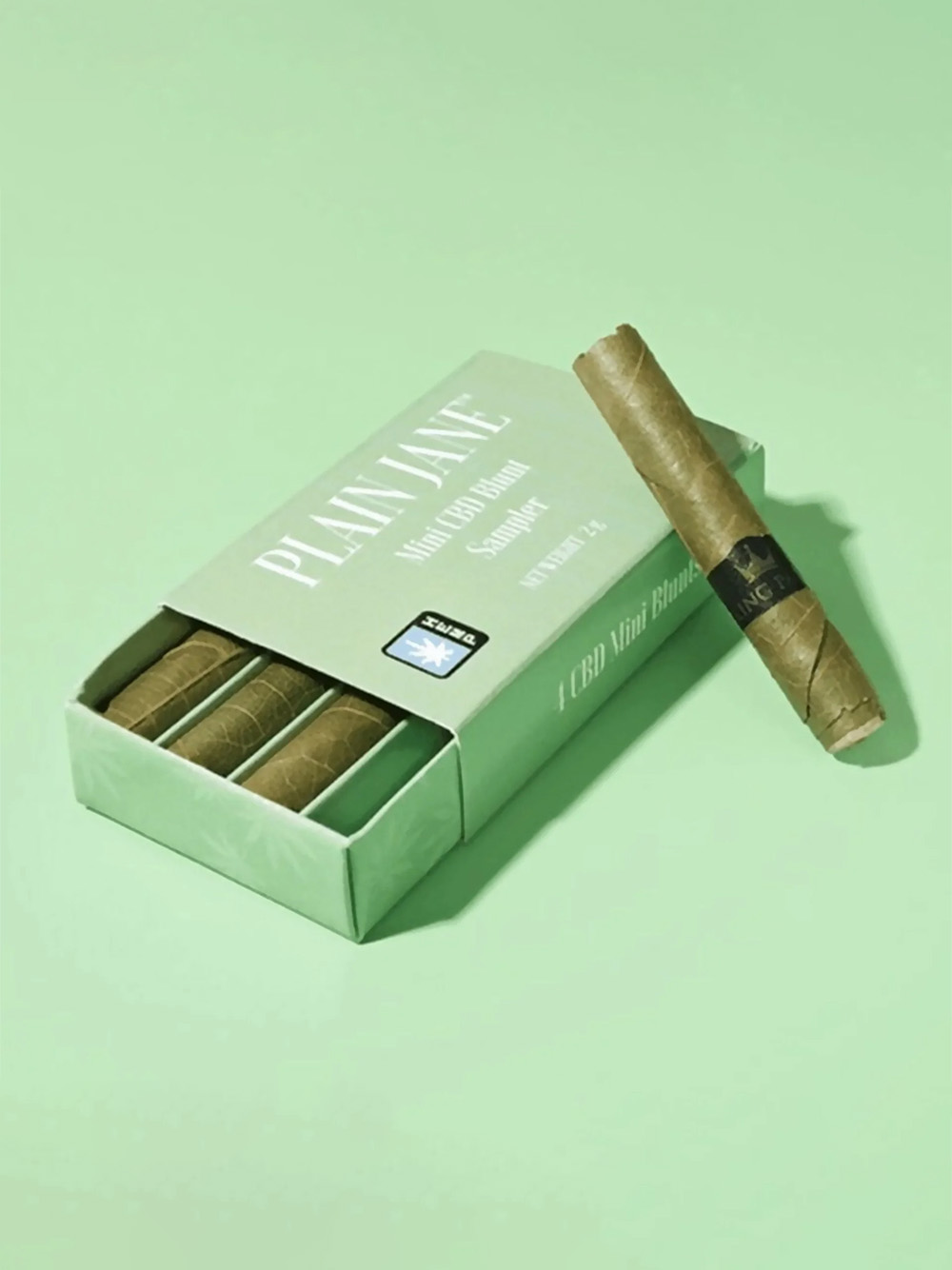 Natural hemp CBD cigarettes in custom CBD cigarette boxes