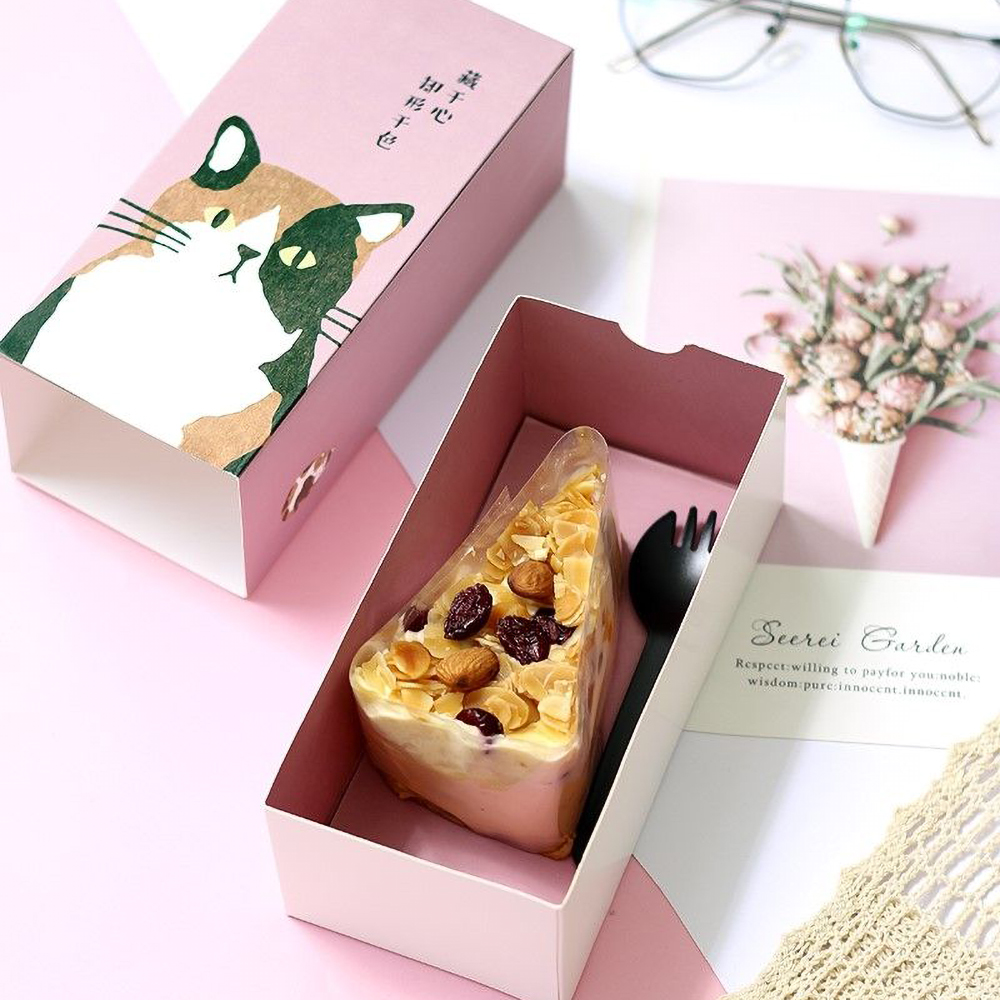 Custom cake boxes with inserts & handles – reinforced bakery packaging designed to protect cakes & desserts during delivery and display