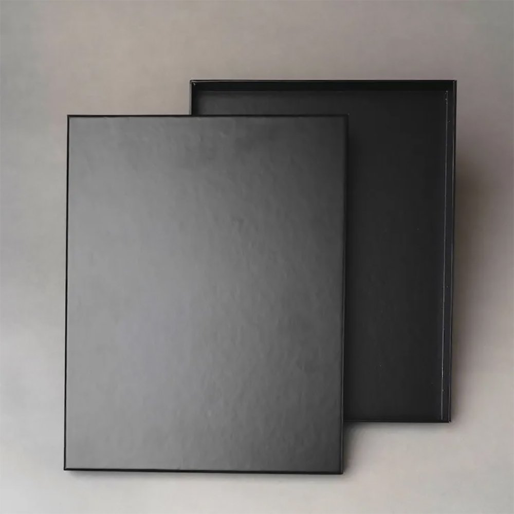 lid off Box and Tray