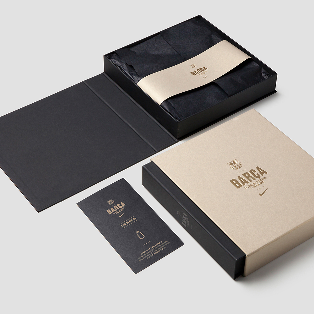 Premium apparel gift boxes for fashion brands