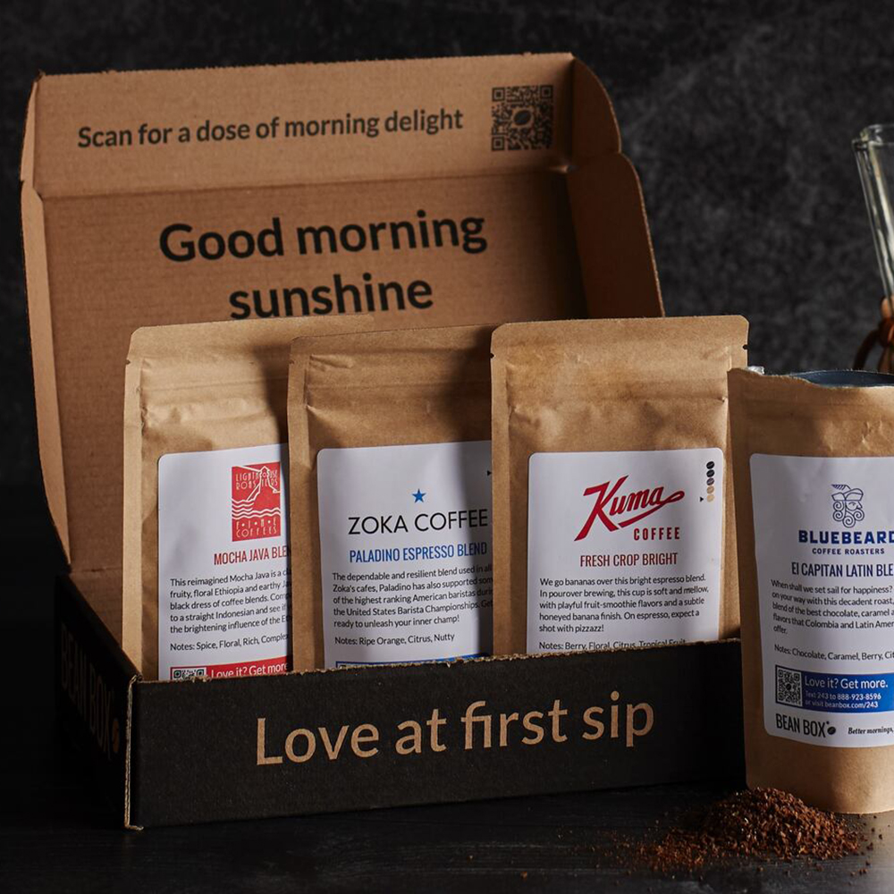 Custom printed coffee boxes for roasted beans and specialty blends designed to enhance shelf appeal and brand trust
