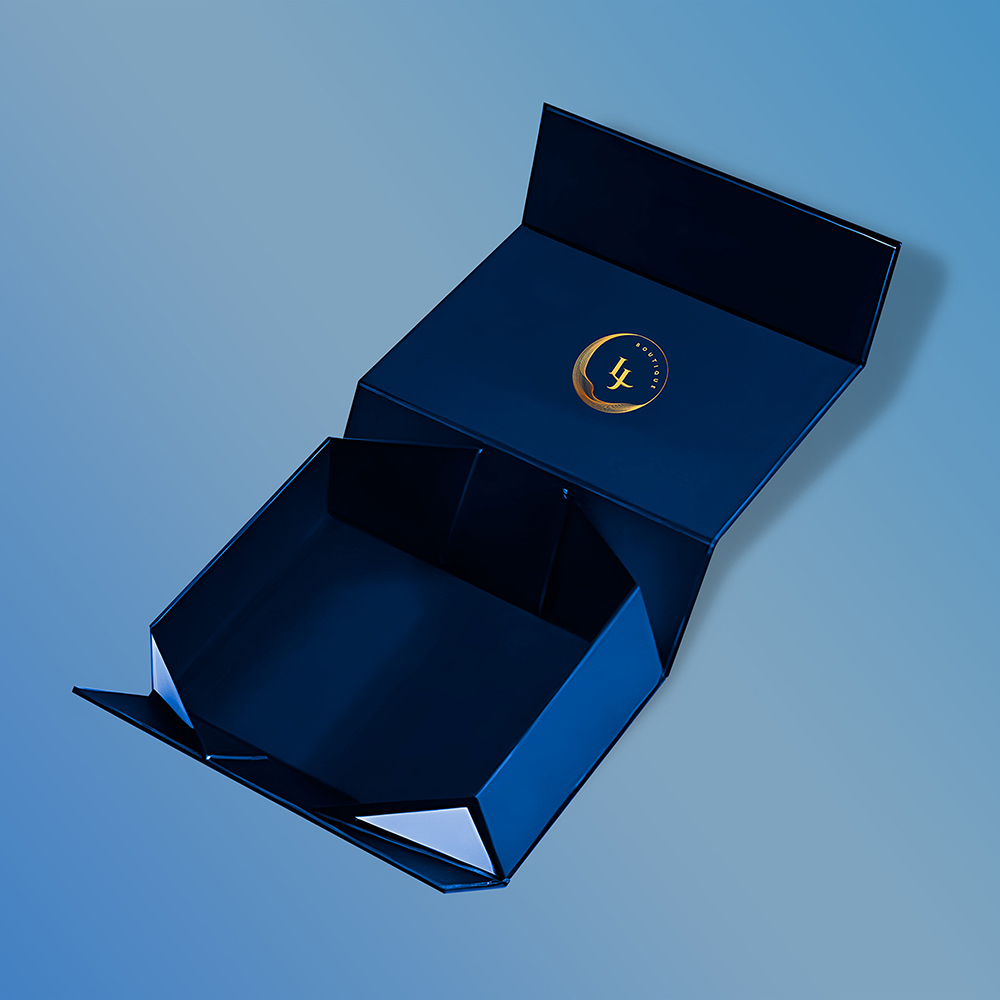 Foldable collapsible rigid boxes with logo