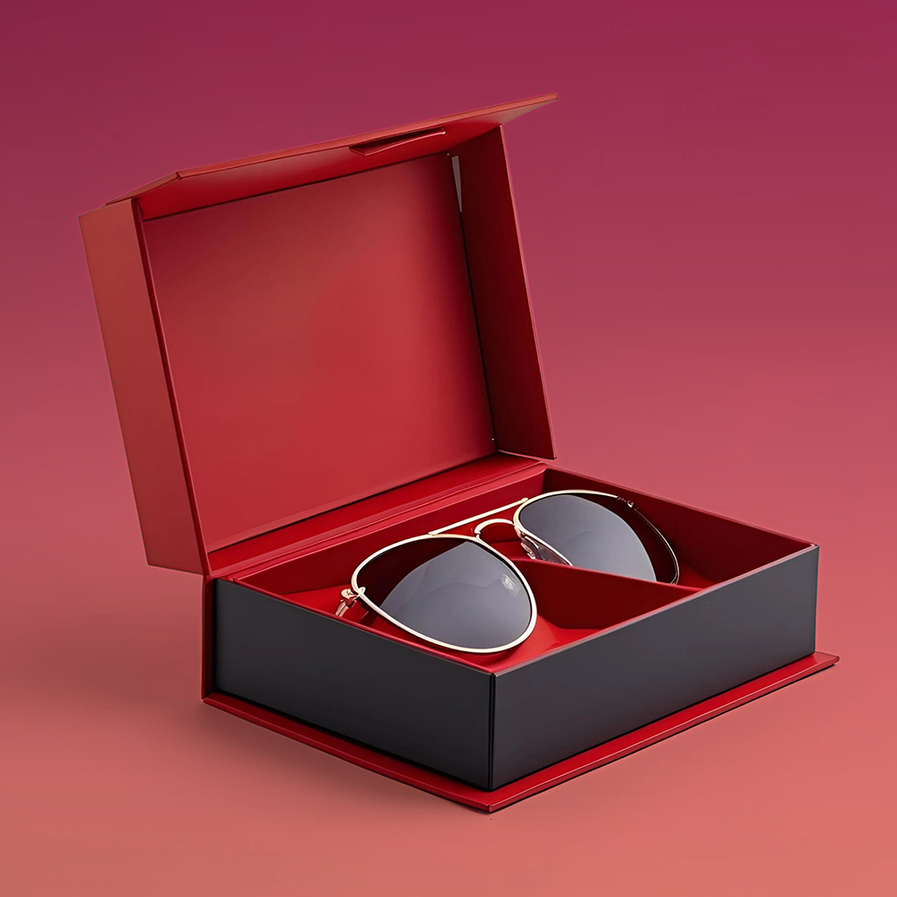 Custom snap shut gift boxes with premium finish