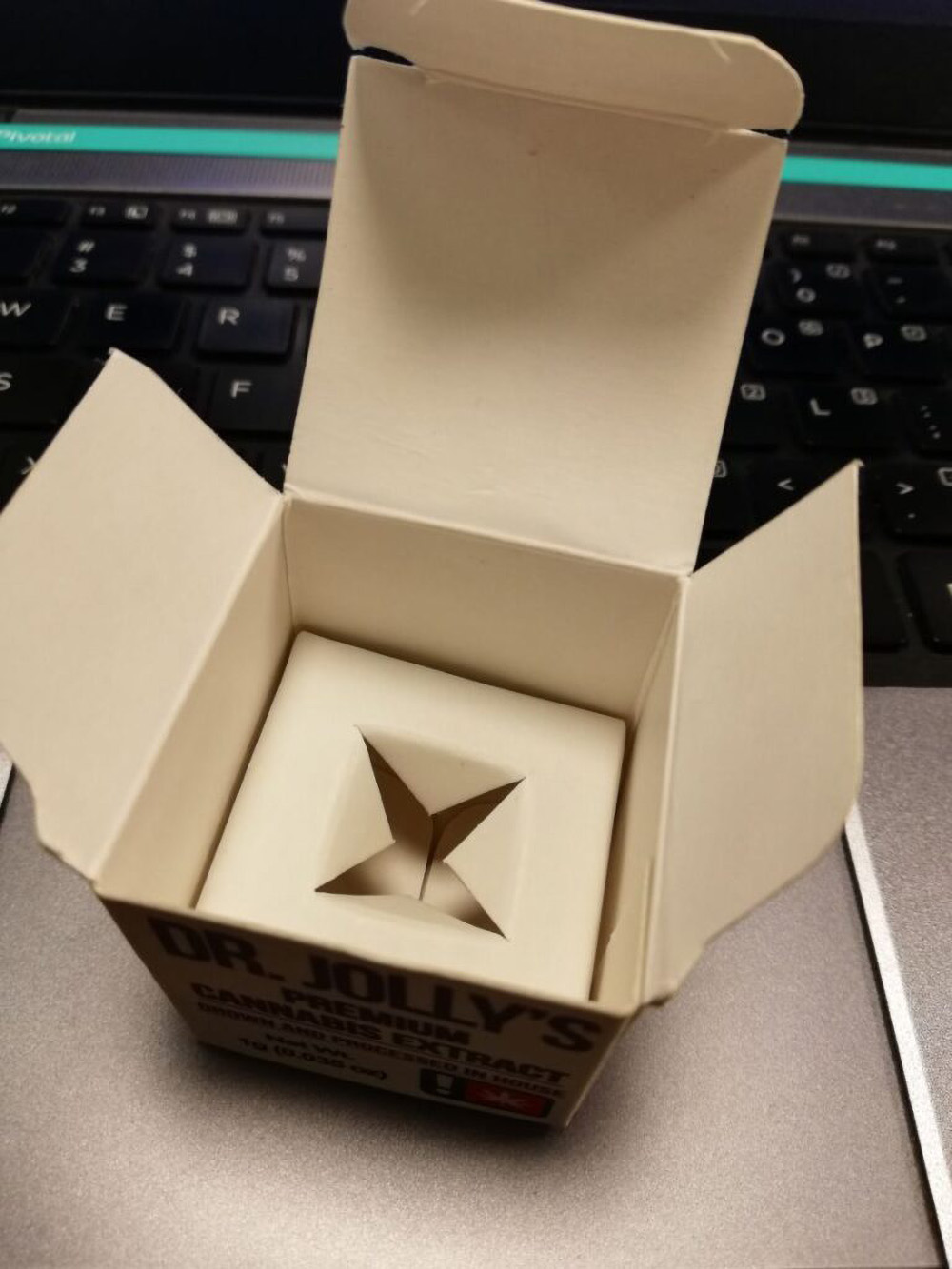 Custom candle boxes with inserts wholesale in the UK with rigid or cardboard packaging for secure jar and glass candle protection