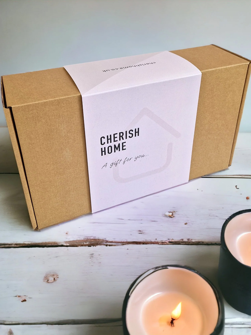 Custom candle mailer boxes wholesale UK manufacturer with double wall corrugated protection for glass jar candles