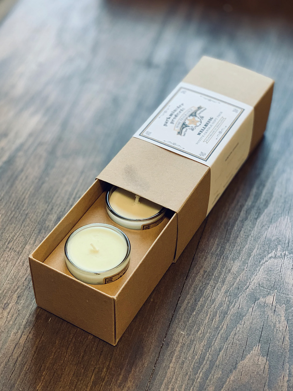 Wholesale candle tray and sleeve boxes with foil stamping and embossing for premium collections