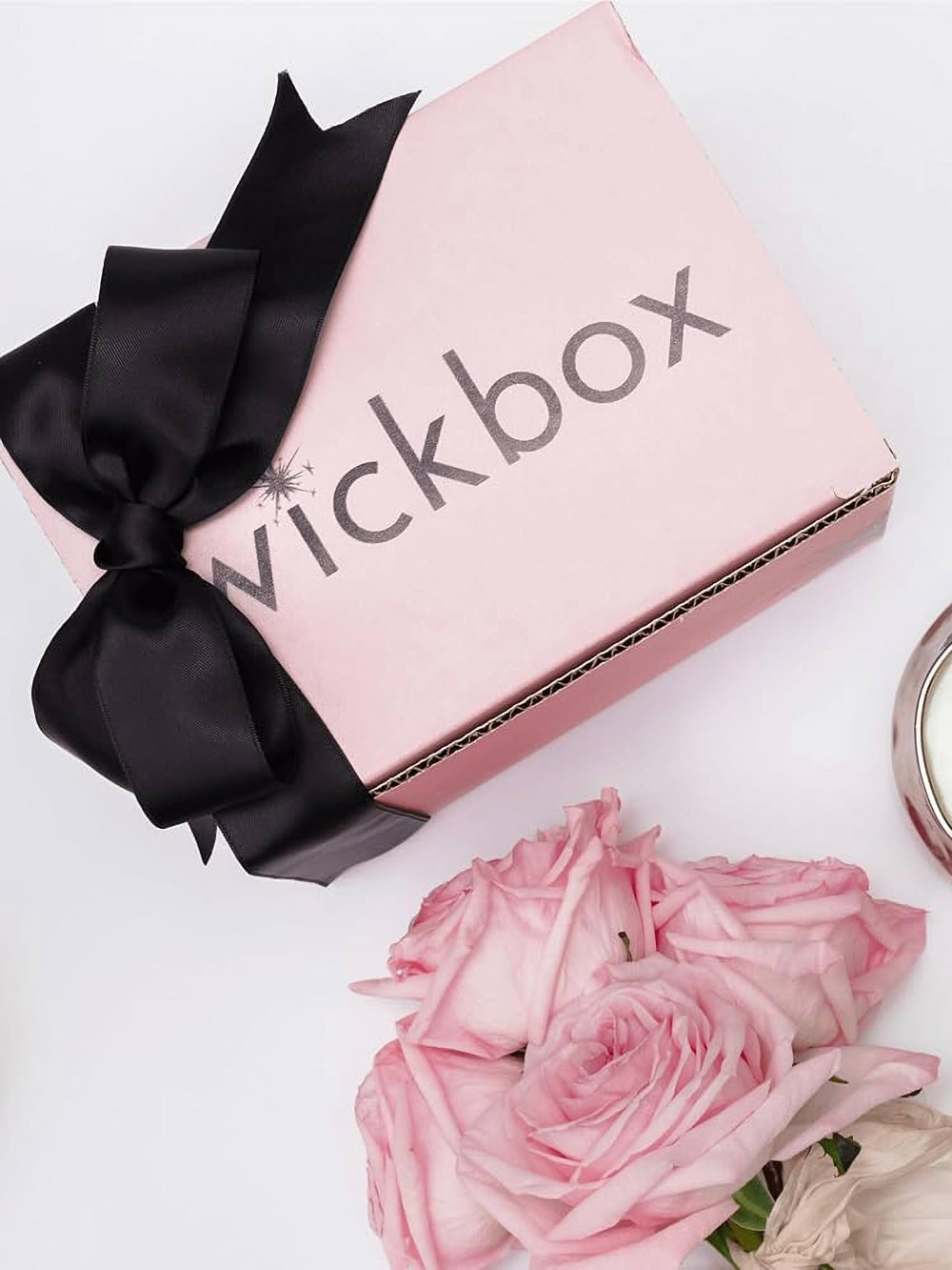 Custom candle gift set packaging with window display and protective inserts
