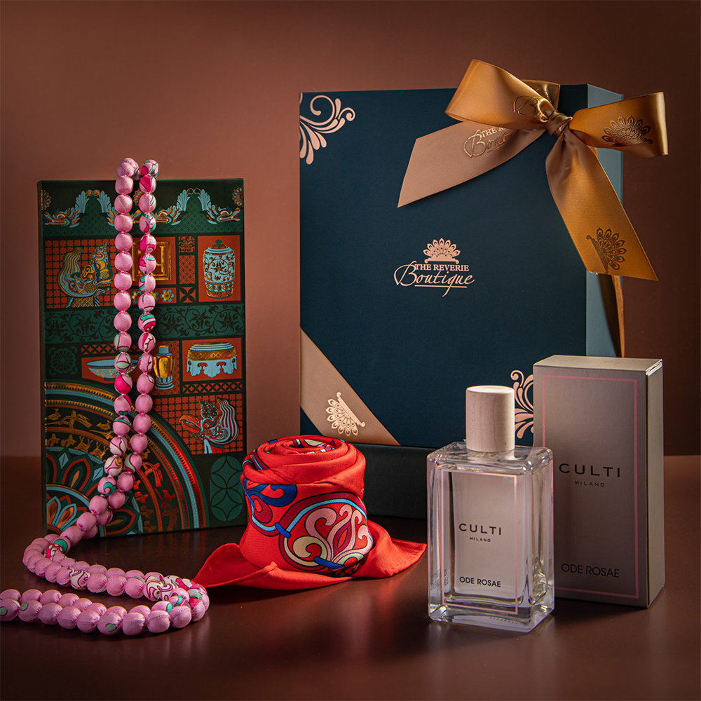 Boutique & Specialty Shops