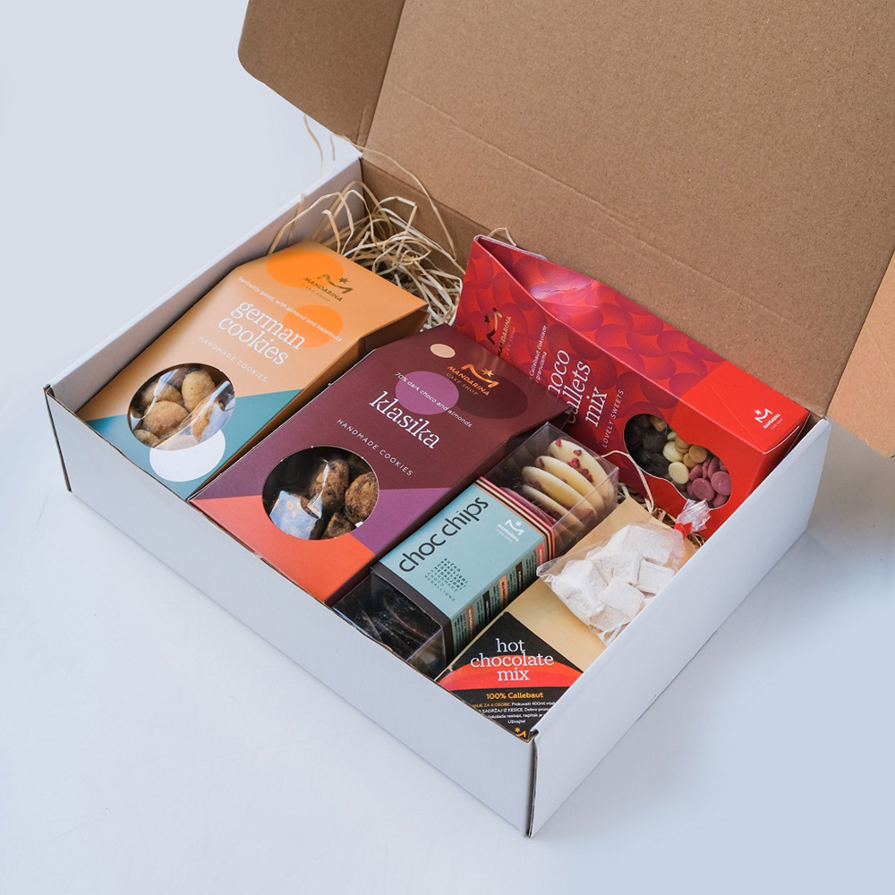 High-quality custom CBD boxes for retail display