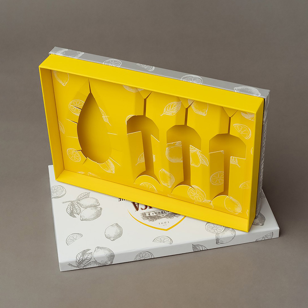 Premium rigid setup box with custom cardboard inner insert