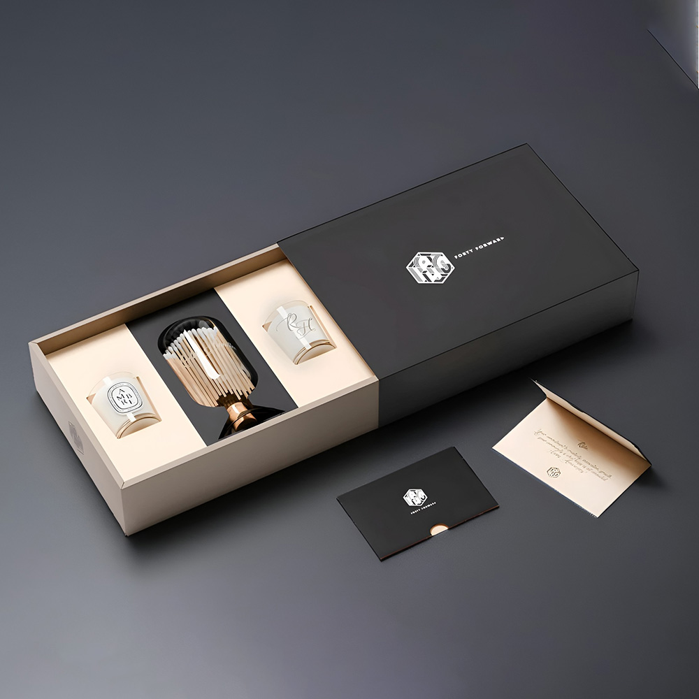 Premium rigid setup box with custom cardboard inner insert