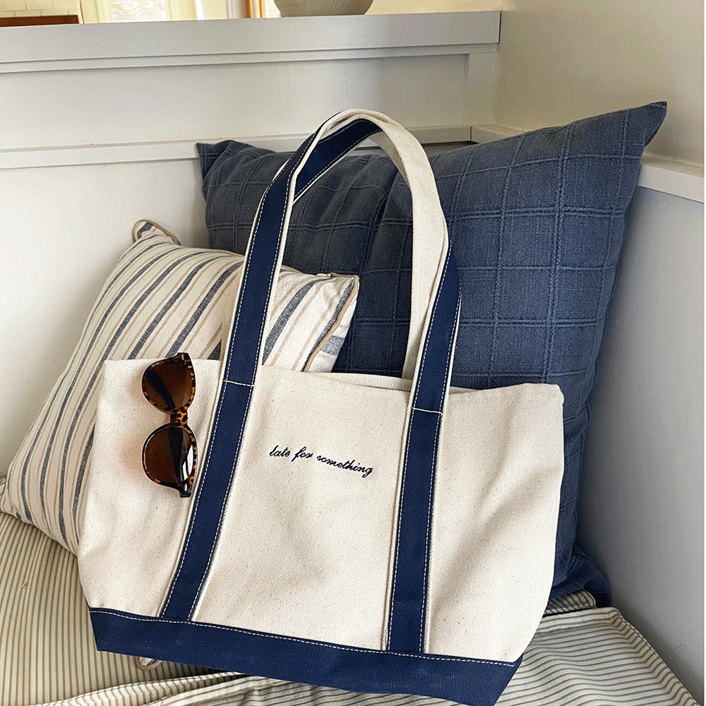 Custom eco-friendly shopping bag with brand logo
