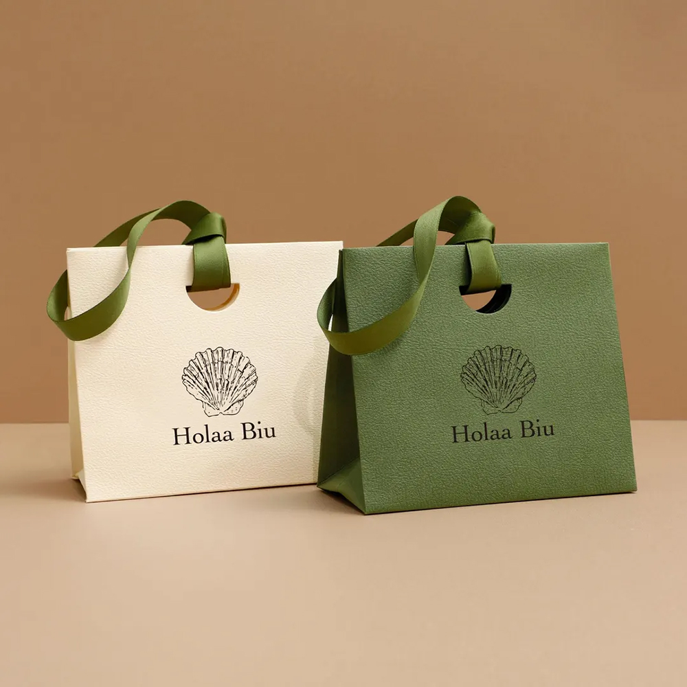 Custom eco-friendly shopping bag with brand logo