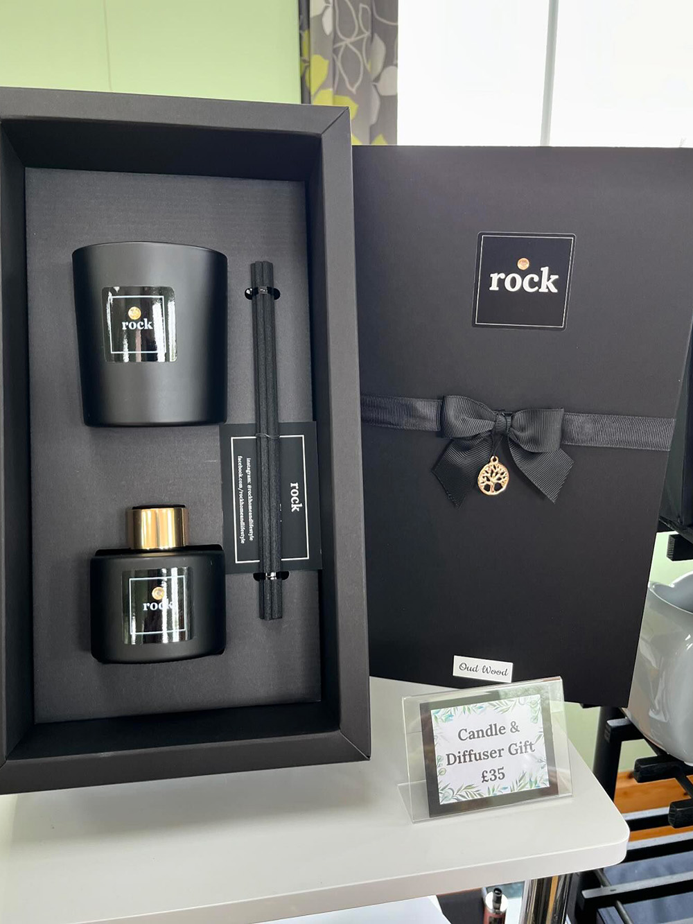 Duo and trio candle set packaging box design