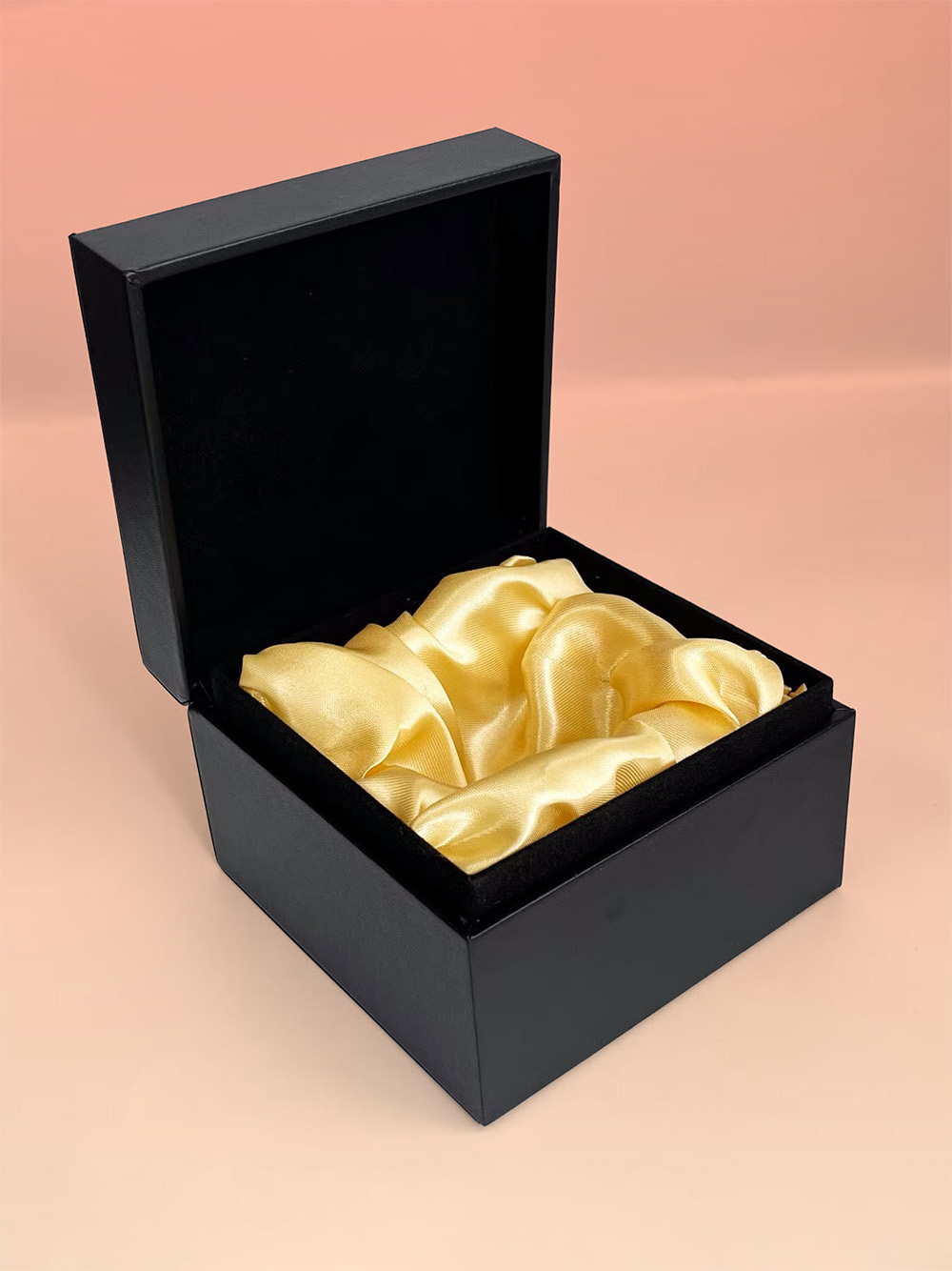 decorative faux leather rigid box with premium look