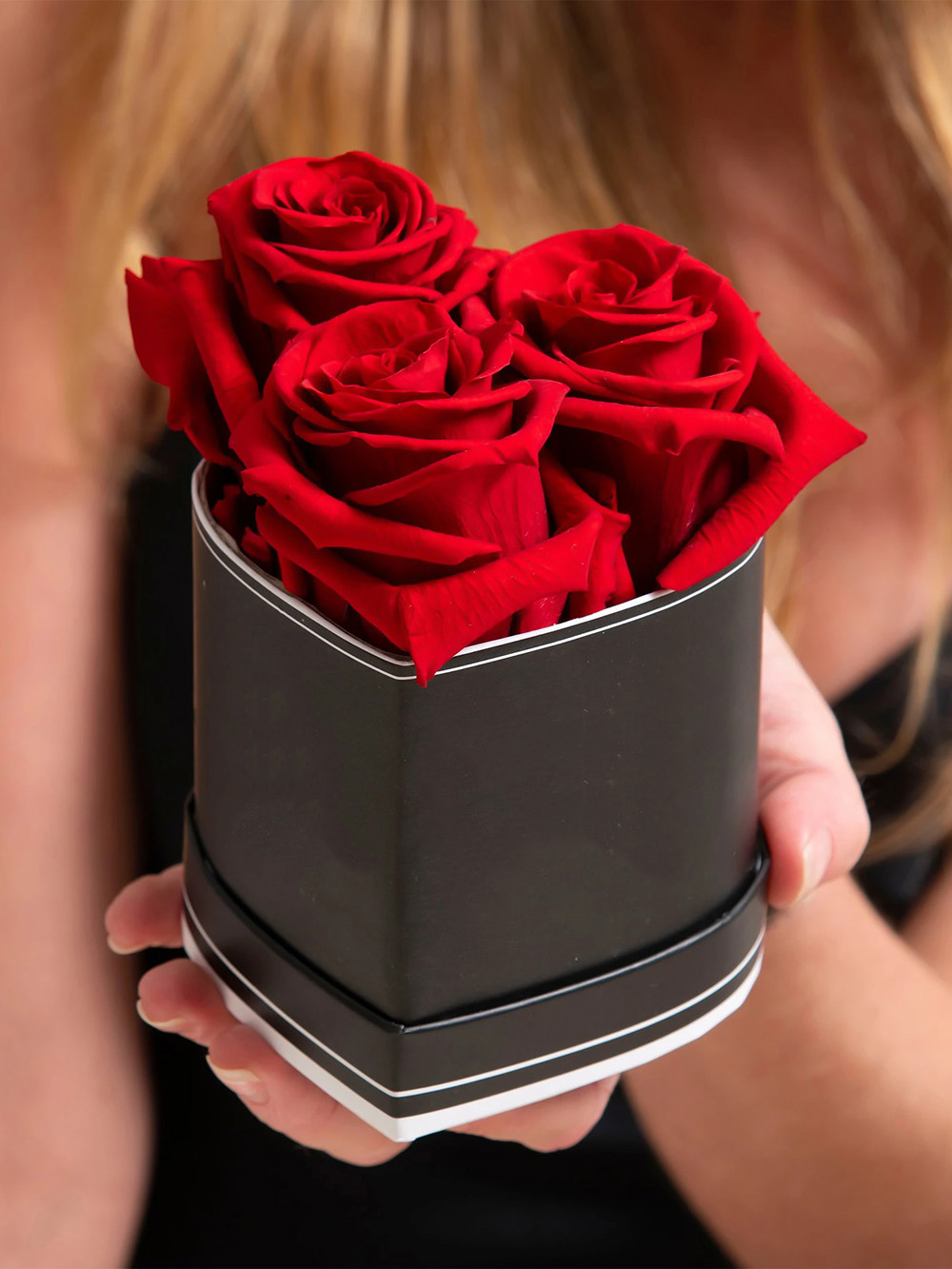 Custom Heart Shaped Rigid Packaging