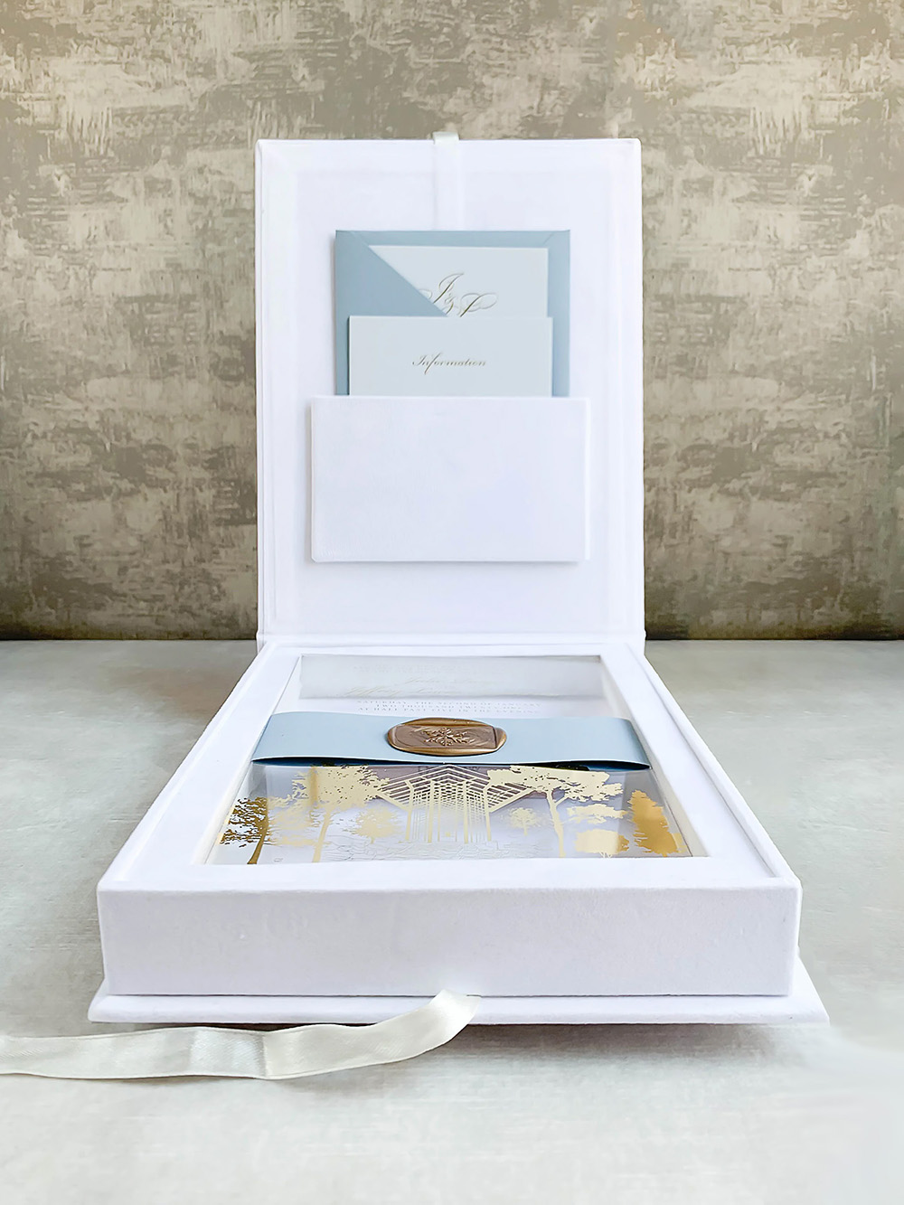 Premium rigid box designed for invitation cards packaging