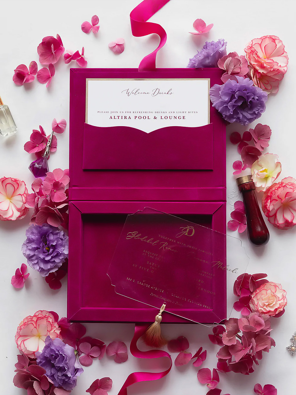 Premium rigid box designed for invitation cards packaging