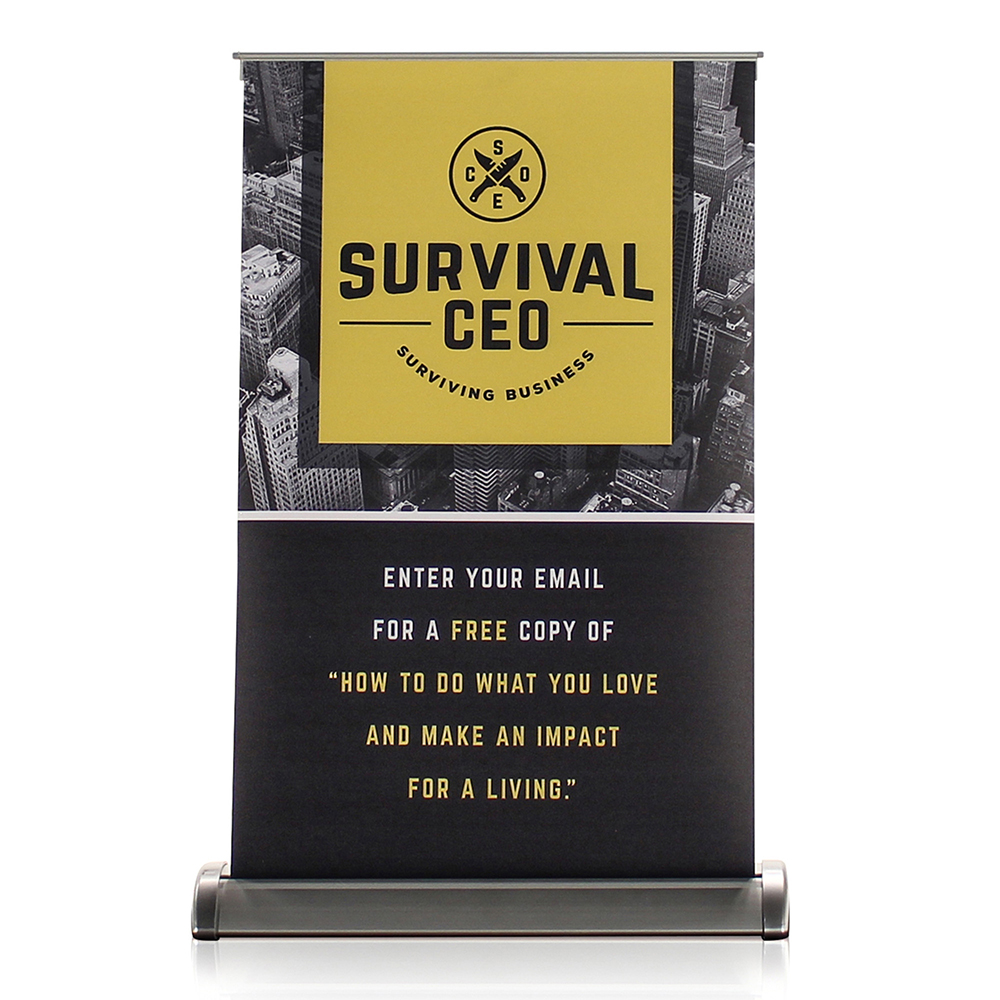 Compact tabletop display stand for small retail items