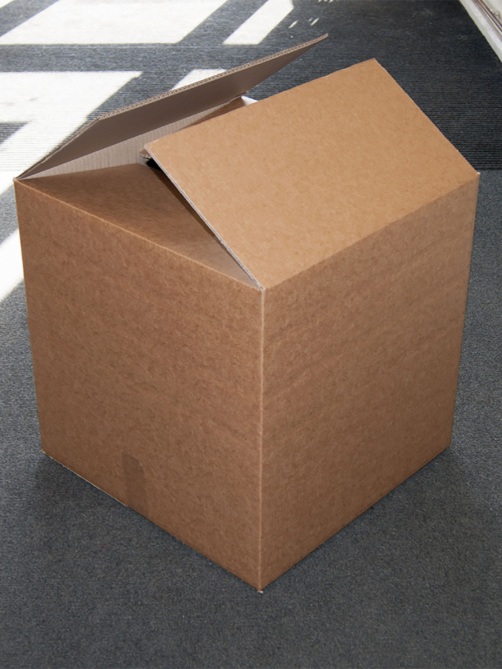 large Tobacco corrugated boxes with tri-wall