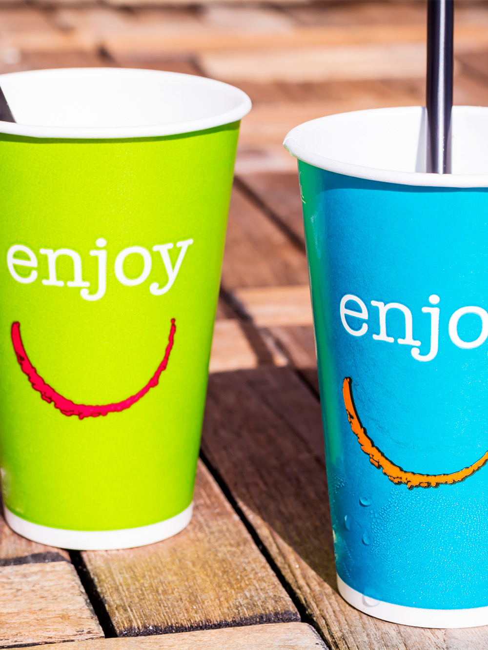 Cups Printing with premium finishes & custom branding