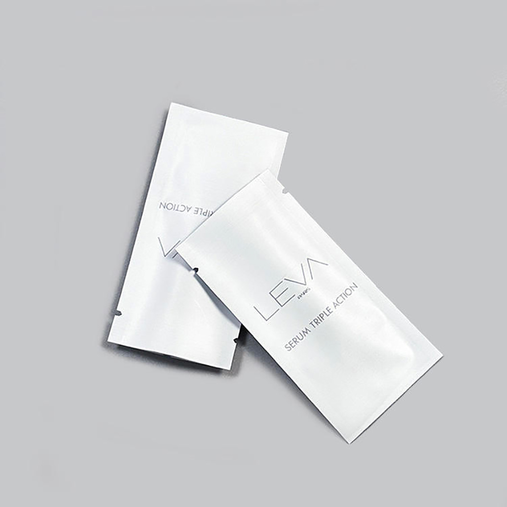Foil Stamped Pouches for cosmetic packaging