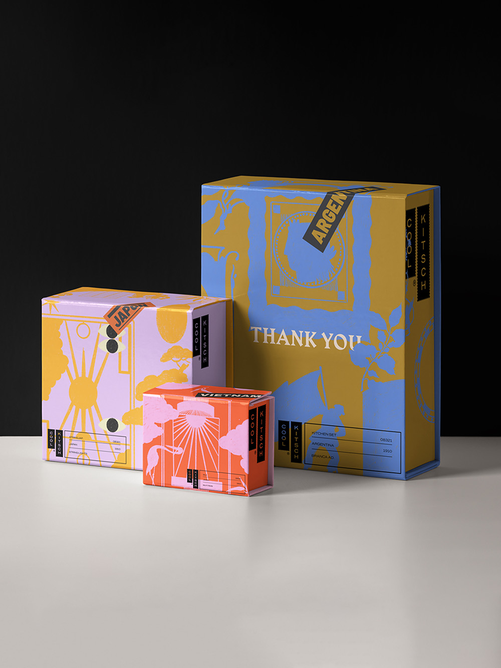 Magnetic Closure Rigid Boxes