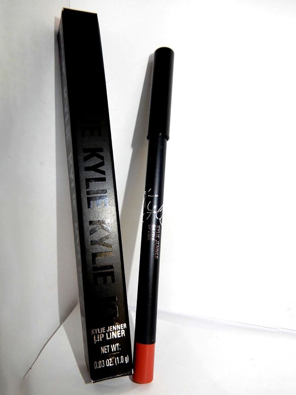 Lip Liner Boxes