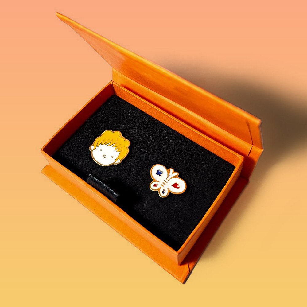 Custom Enamel Pin Packaging